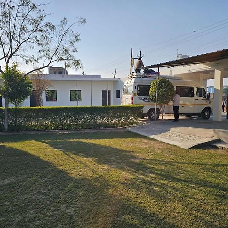 Govind Resort Matura Exterior foto