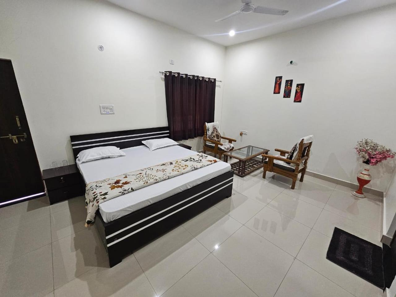 Govind Resort Matura Exterior foto